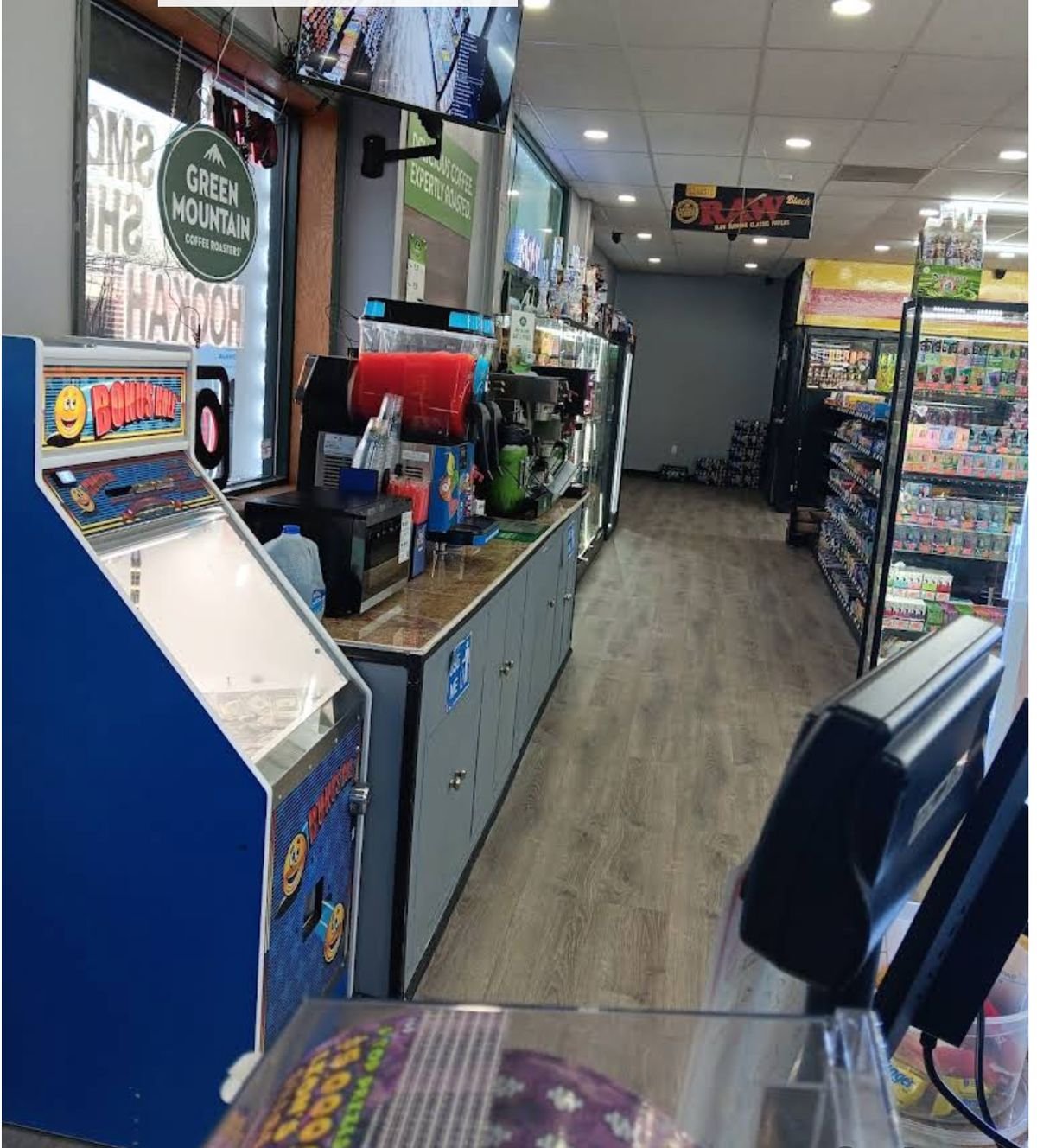 Drinks & Snacks Aisle